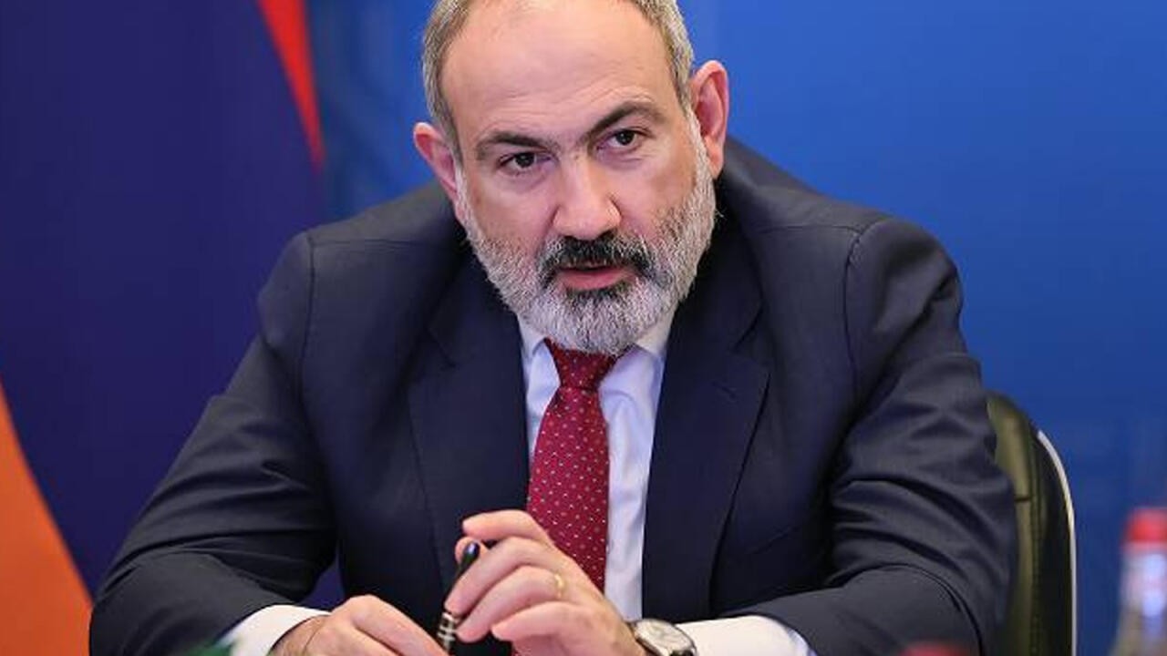 pasinyandan-aci-etiraf-vetendaslar-ermenistani-buna-gore-terk-edibnbspnbsp-1733390839
