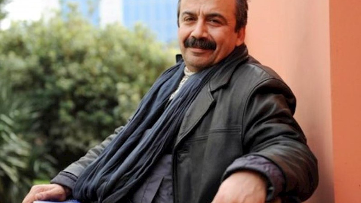 pkk-lideri-ile-gorusen-heyetle-danisiqlar-texire-salinibnbsp-1746055307