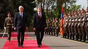 gurcustan-ve-ermenistan-prezidentleri-regional-meseleleri-muzakire-edibnbspnbsp-1746214270
